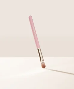 Stay Vulnerable All-Over Eyeshadow Brush